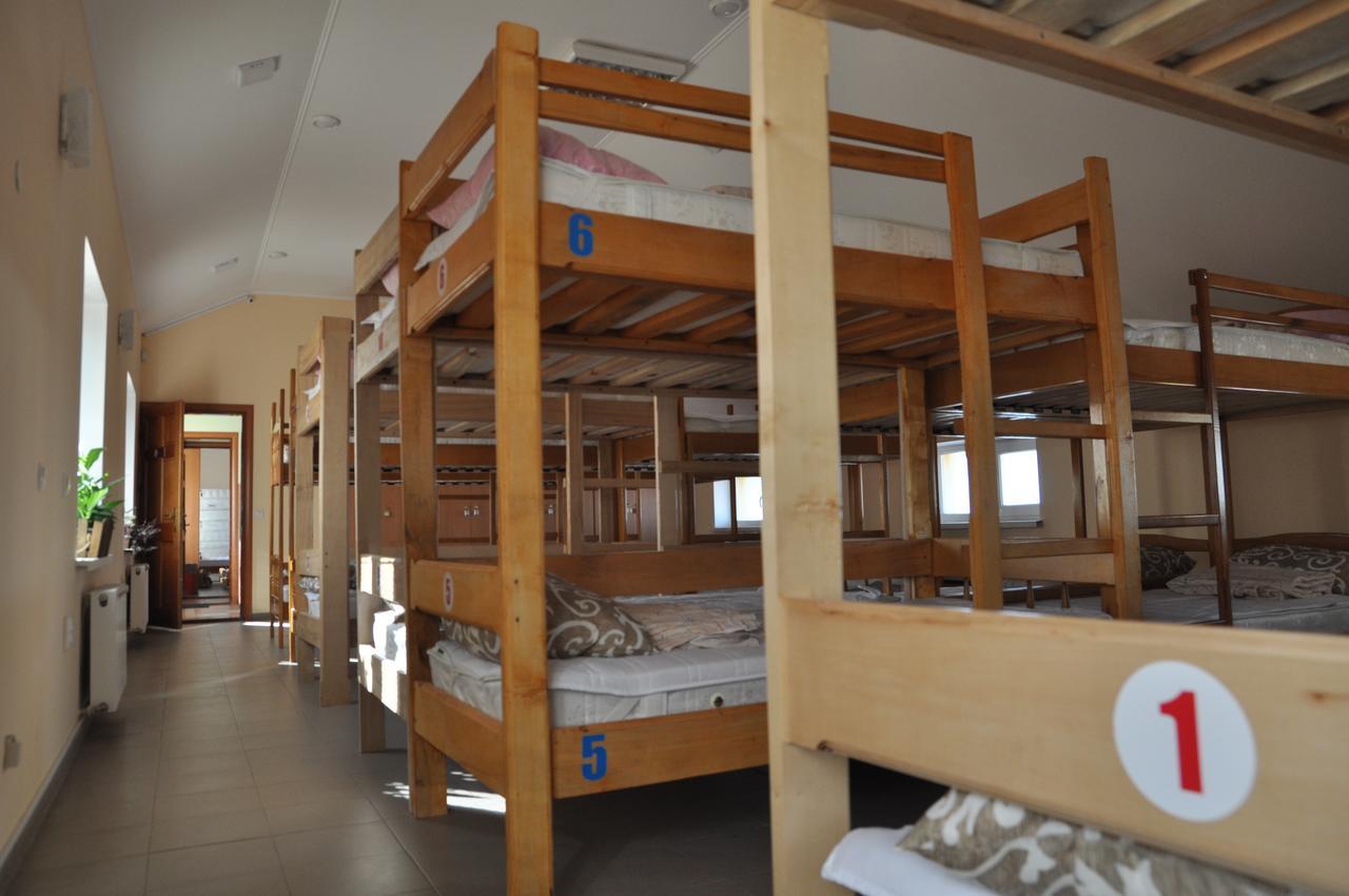 Hostel Stozhary ترنوبل المظهر الخارجي الصورة