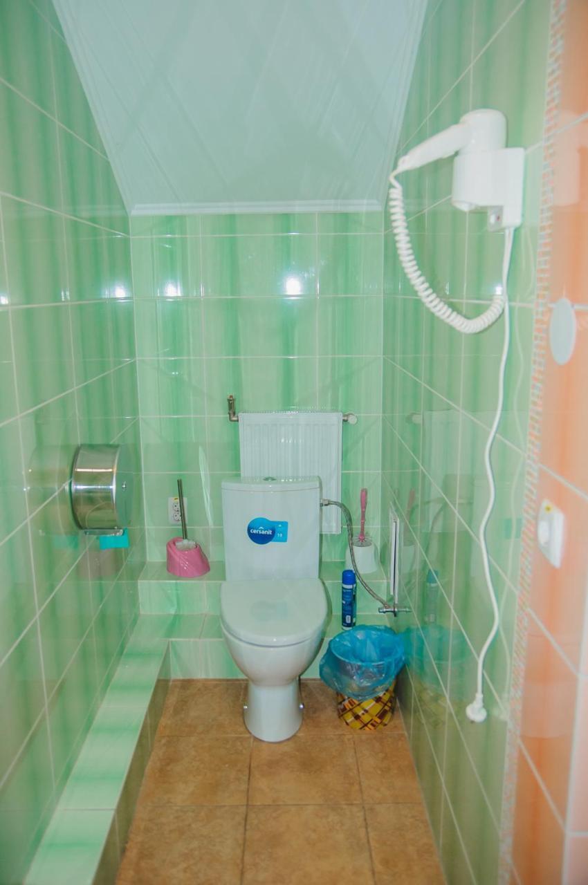Hostel Stozhary ترنوبل المظهر الخارجي الصورة