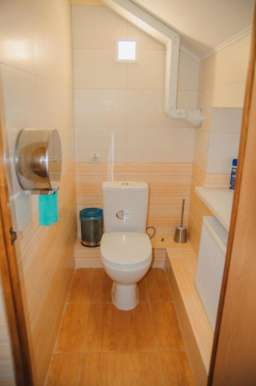 Hostel Stozhary ترنوبل المظهر الخارجي الصورة